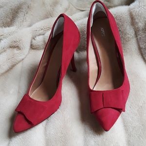 APT.9 Red high heels